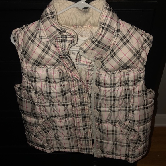 Vest - Picture 2 of 3